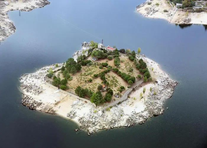 Летний дом Isla Del Burguillo Авила
